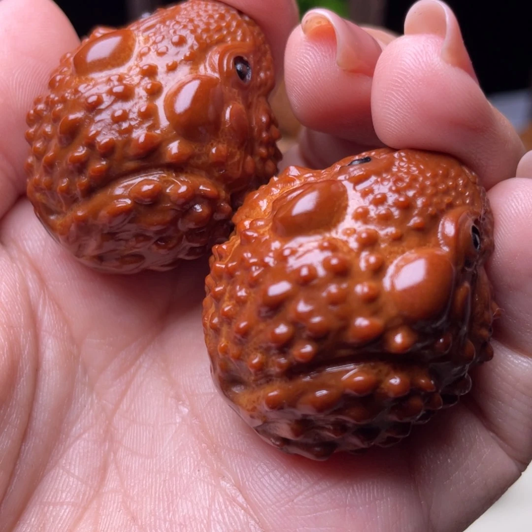 吊坠橄榄核金蟾手球3.5