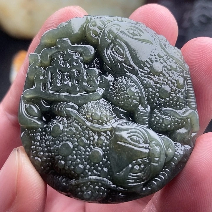 和田玉（糖玉）未镶嵌颈饰