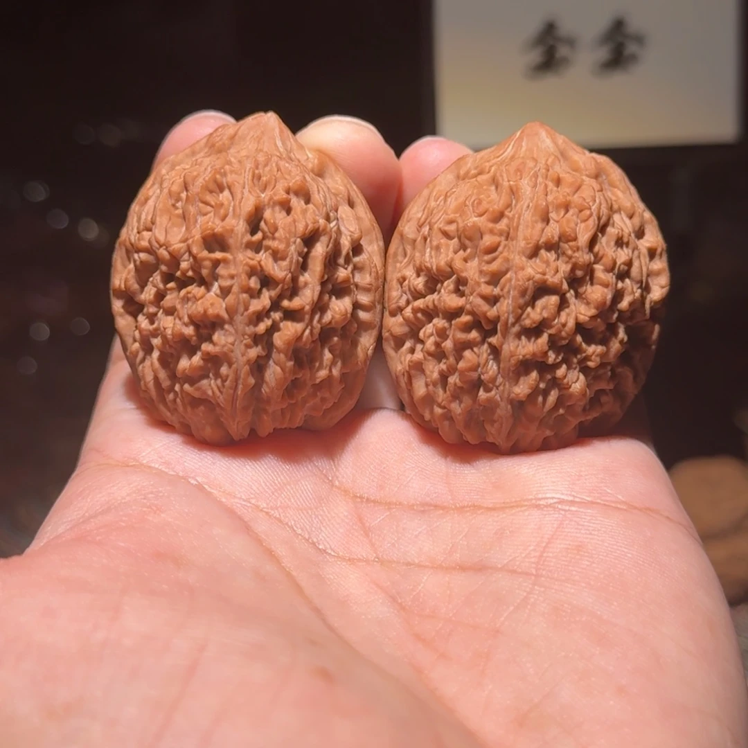 把件核桃1466大蒜头，尺寸38 40 43