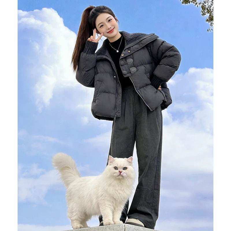 爆款韩系慵懒风保暖穿搭个性吸睛2026冬季别致宽松版型短款棉服女