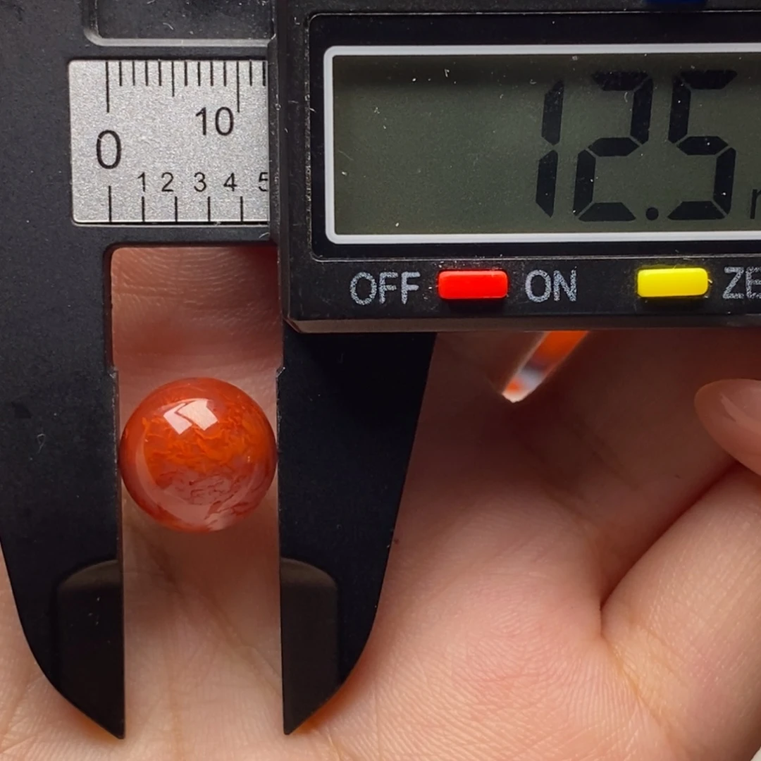 夹***干南红玛瑙未镶嵌配饰微裂