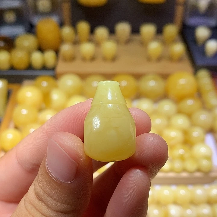 蜜蜡未镶嵌裸石天然俄料浓蜡奶白花蜜蜡三通16.1