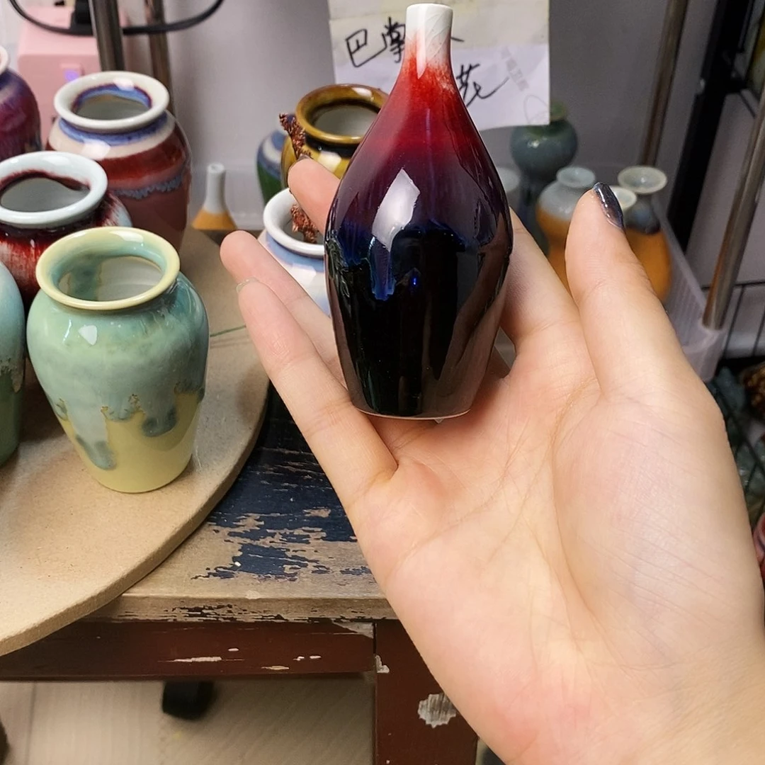 摆件巴掌大不插花景德镇高温陶瓷小花器