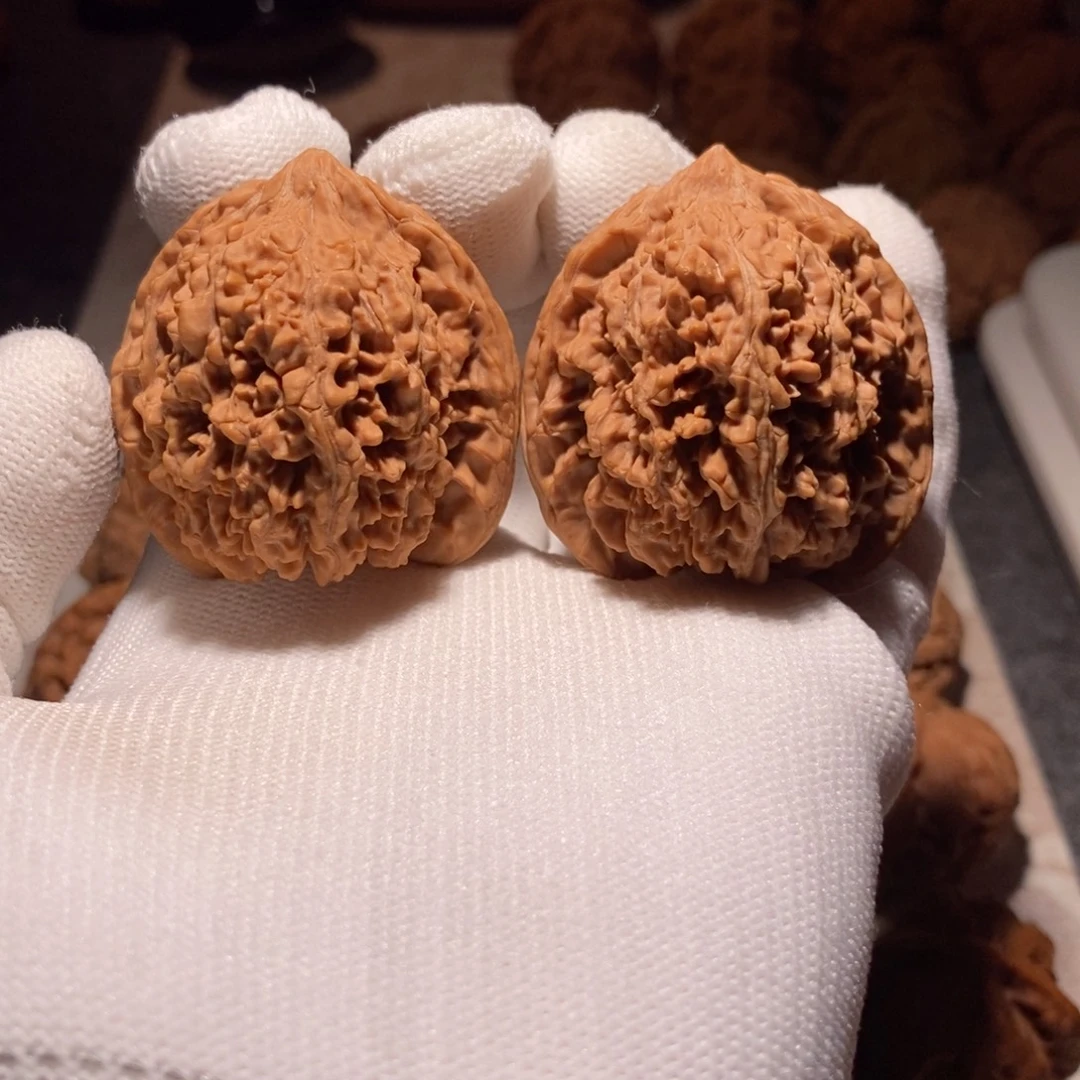 文玩核桃吊坠全品满天星