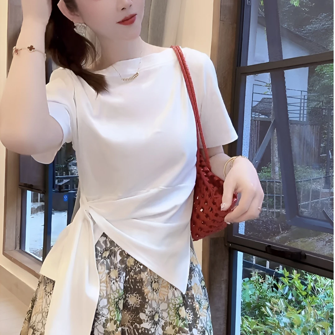 法式高级感气质百搭显瘦时尚圆领短袖T恤女设计感不规则褶皱上衣