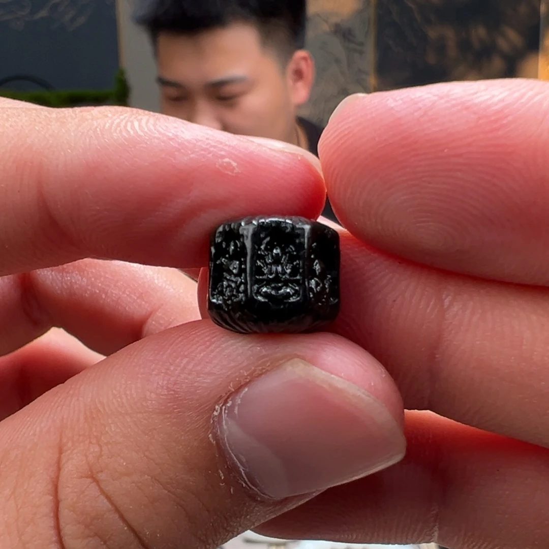 手串未镶嵌和田玉卡12mm八大守护
