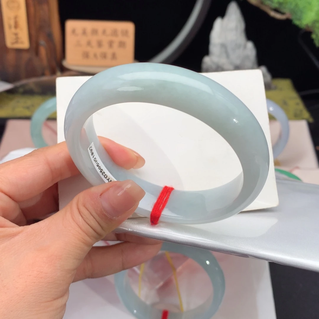 翡翠未镶嵌手镯纯天然缅甸翡翠