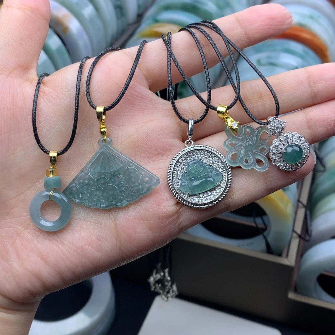 颈饰未镶嵌翡翠多样性发一件