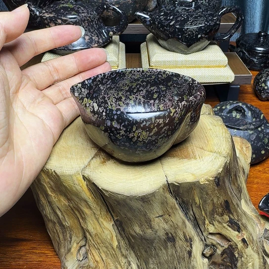 梅花玉精品福利随形杯