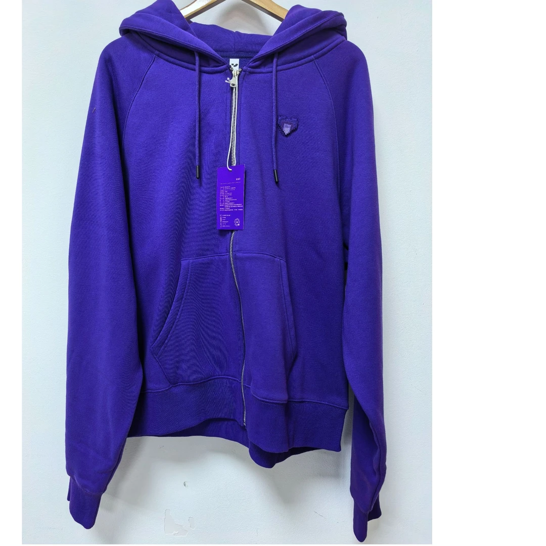 极某紫色爱心抓绒拉链连帽卫衣