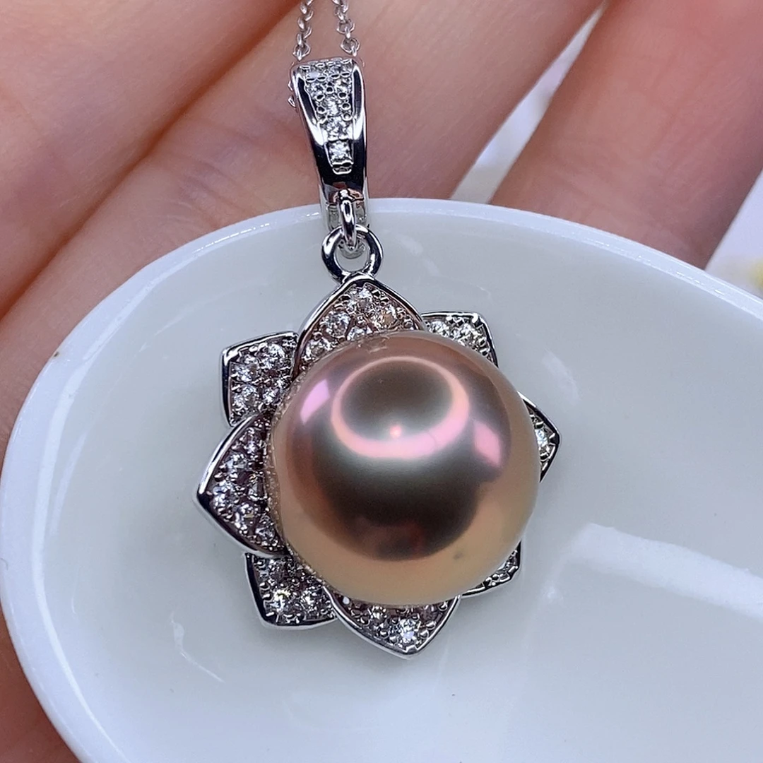 淡水珍珠颈饰合金