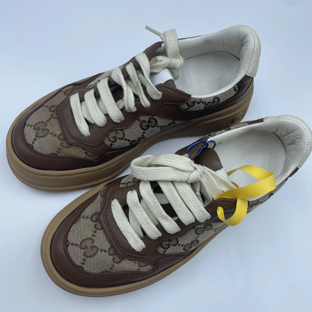 95新 GUCCI/古驰 Chunky B GG 圆头舒适低帮板鞋 35.5/4191