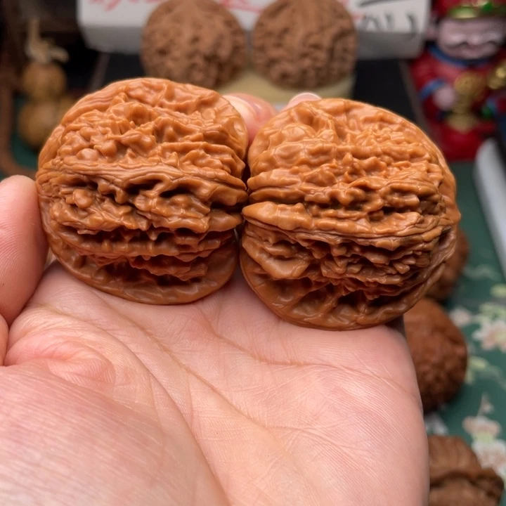 【闪购商品】把件文玩核桃44全品楼