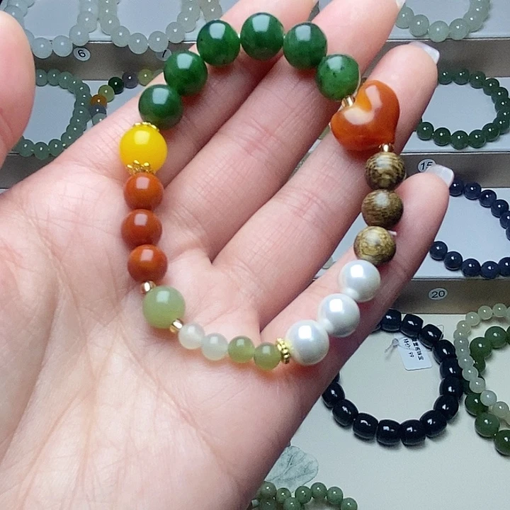 和田玉未镶嵌手串