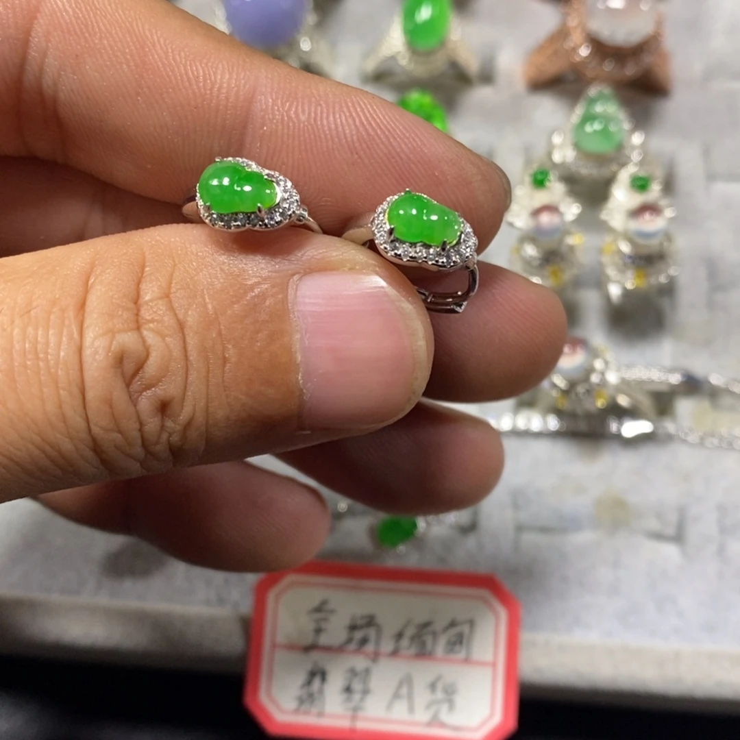 翡翠银S925镶嵌耳饰