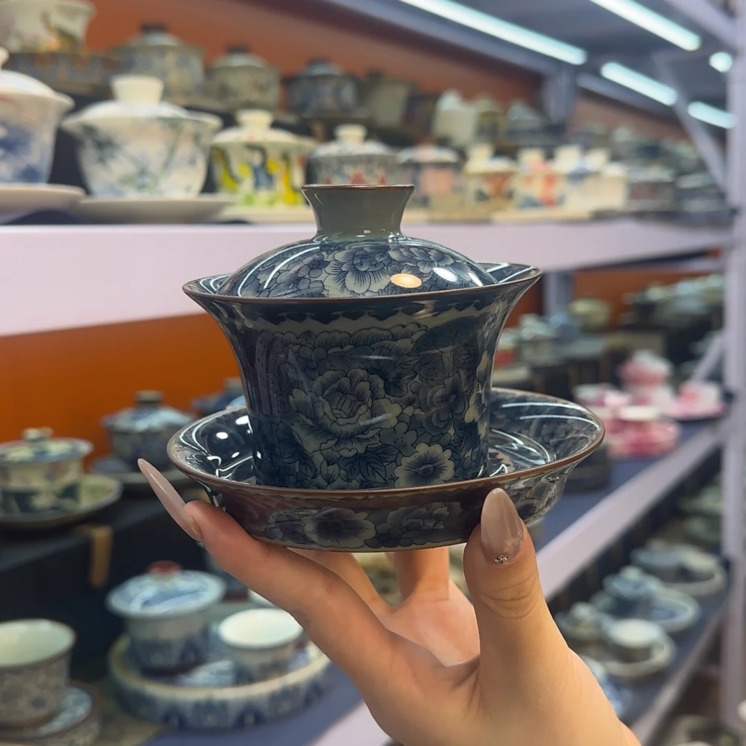 高温下的高温天气使人