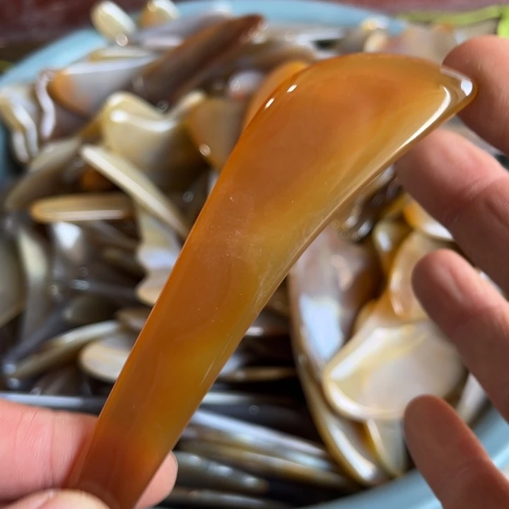 玛瑙/玉髓未镶嵌珠宝奇石