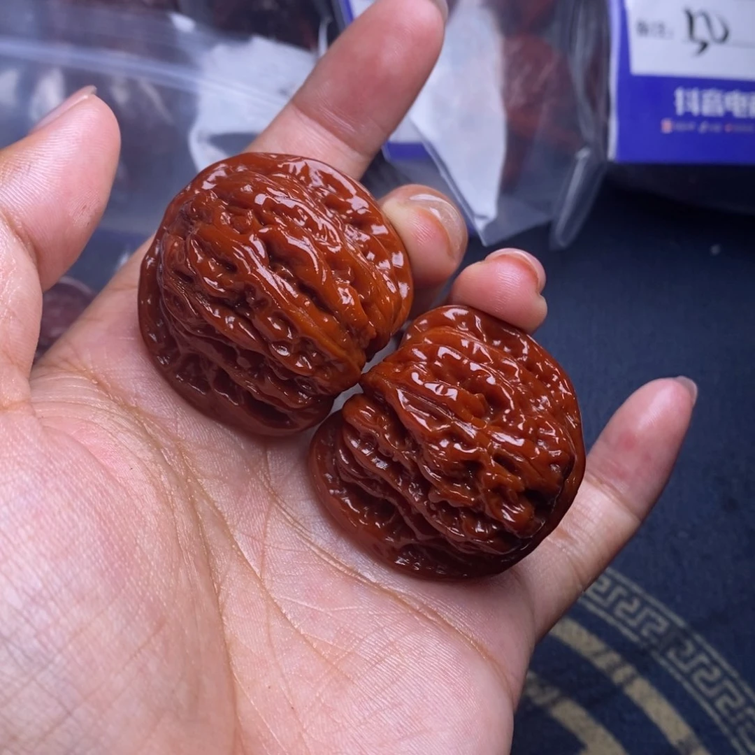 文玩核桃吊坠四座楼 38