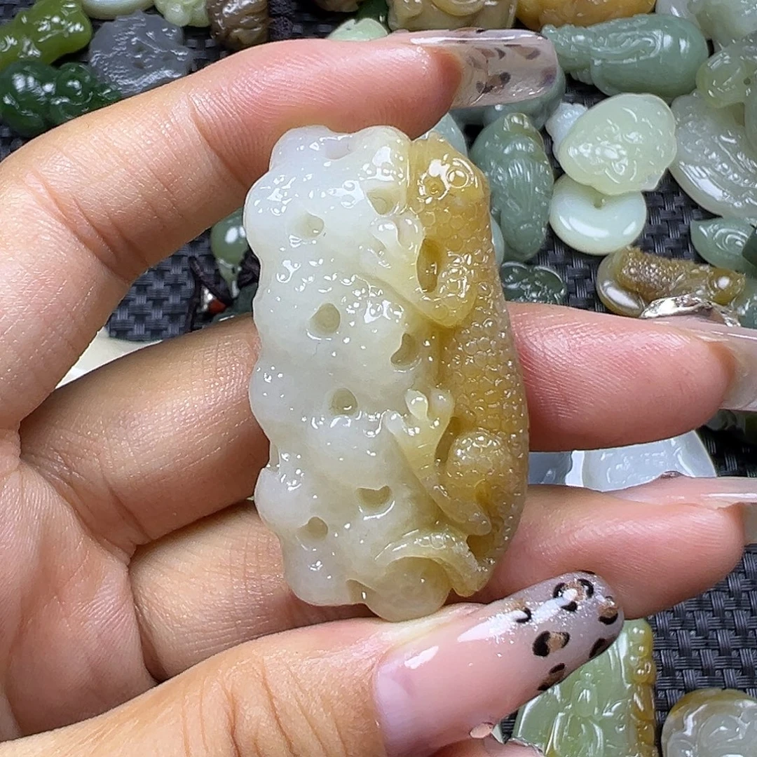 悟***缘颈饰未镶嵌和田玉