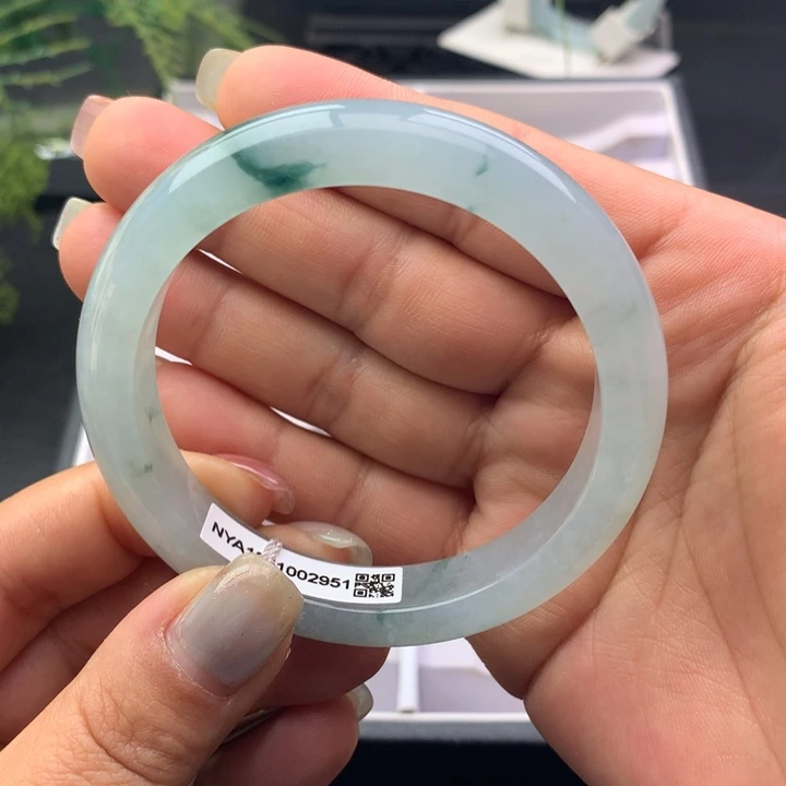 翡翠未镶嵌手镯天然翡翠飘花手镯