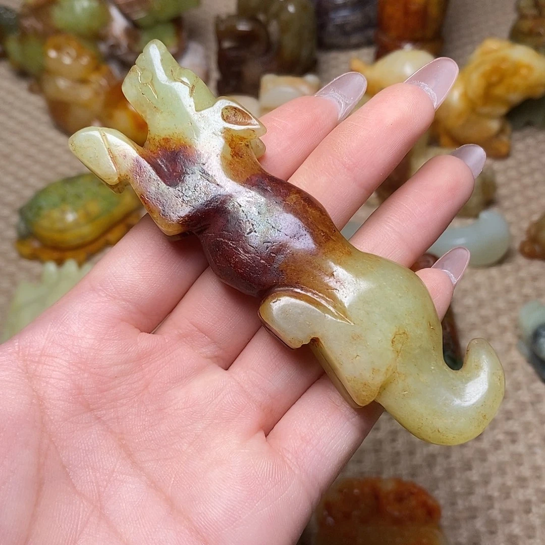 未镶嵌蛇纹石玉颈饰