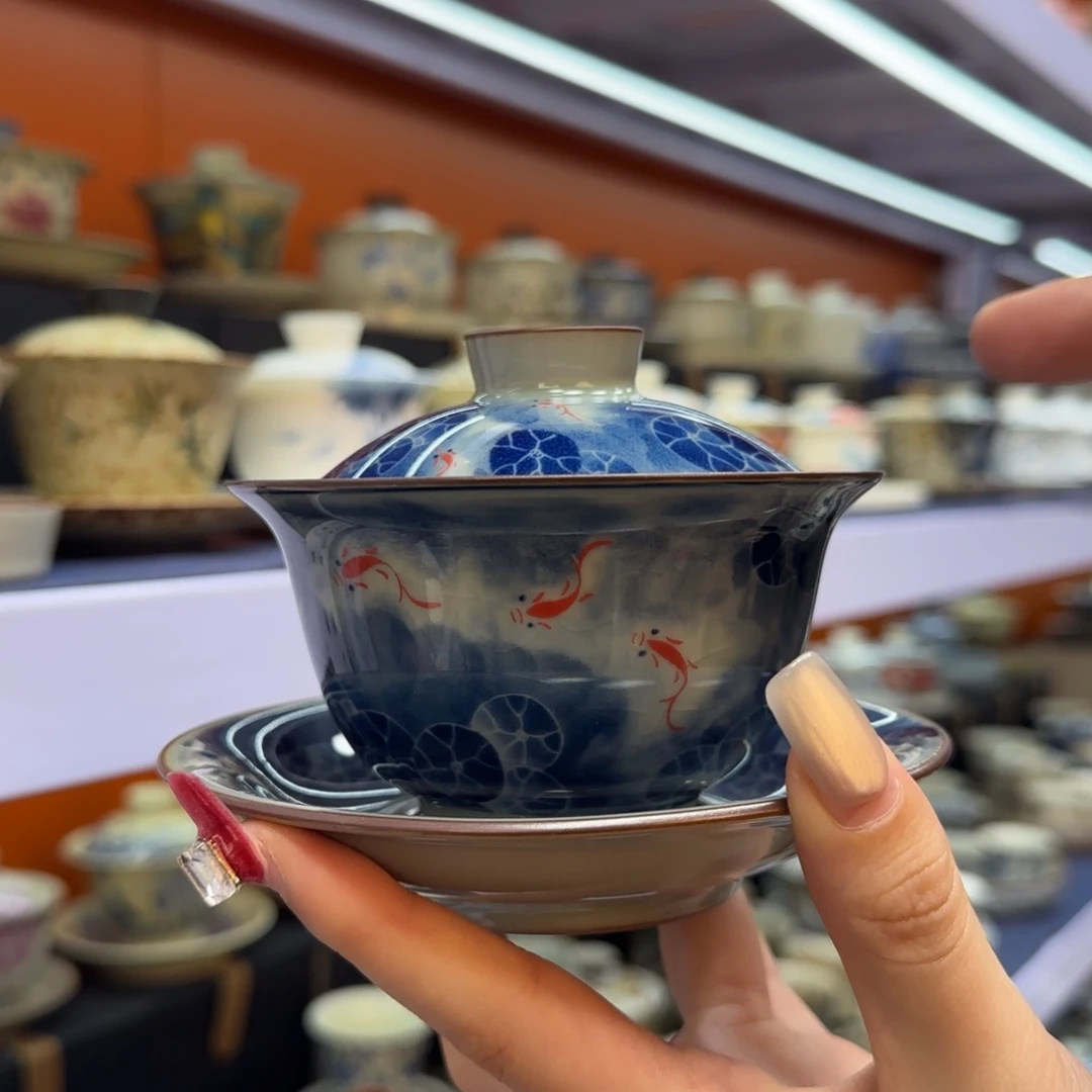 我在外面吃饭呢你在哪了我在