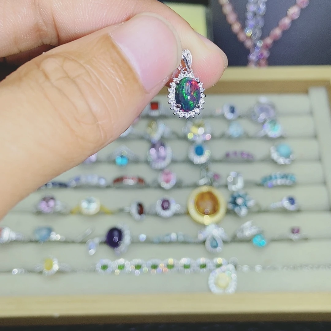 【闪购商品】欧泊银S925镶嵌吊坠(不含链)