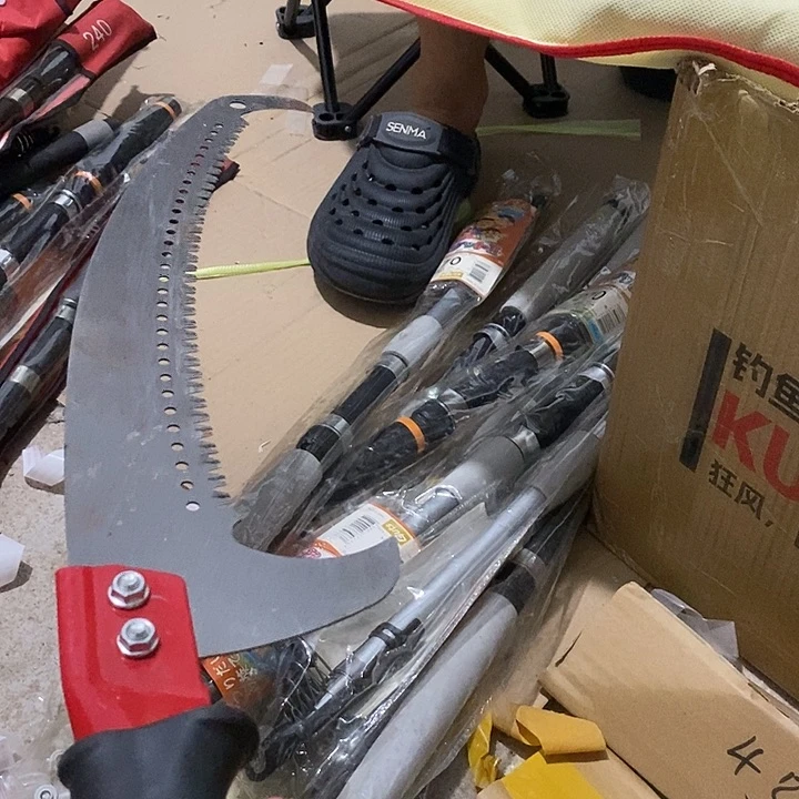 大巨头发一个瑕疵有锈