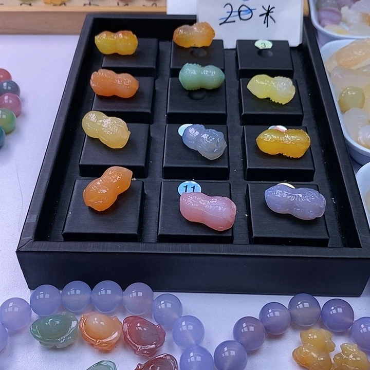 玛瑙/玉髓雕刻件未镶嵌呵*?