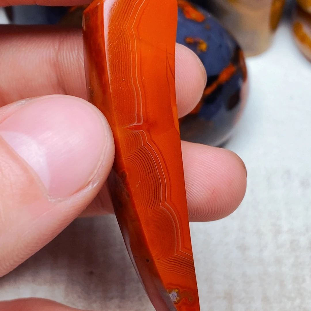 三***木玛瑙/玉髓未镶嵌颈饰