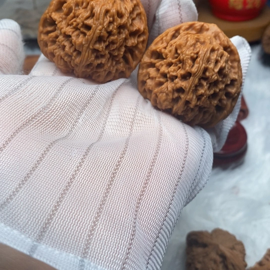 文玩核桃吊坠45尺寸南疆石