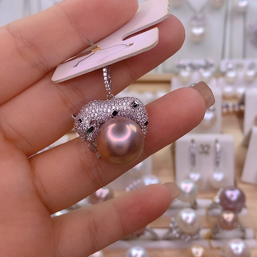 岁***歌淡水珍珠银S925镶嵌颈饰