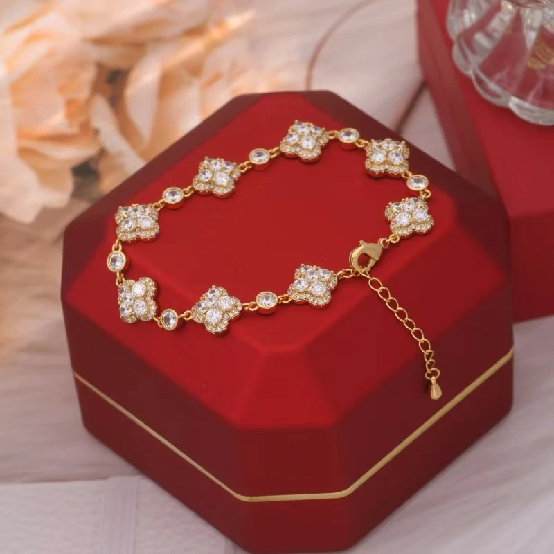 铜合金合成锆石手链 《货号9173》四叶满镶手链（链长18cm）