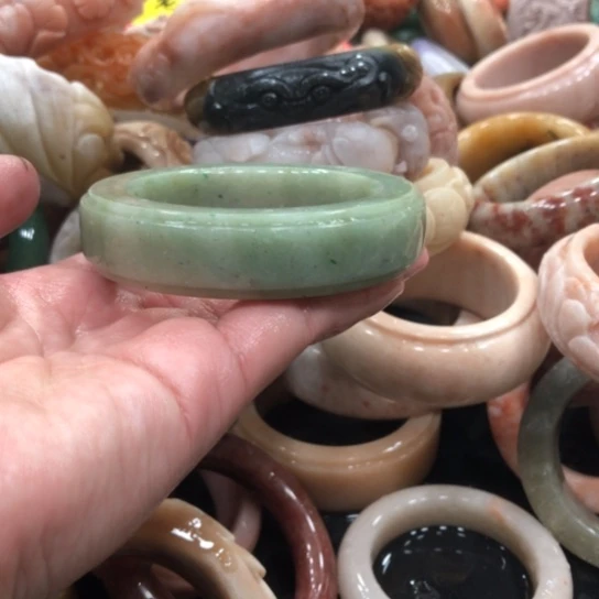 南红玛瑙手镯合金语*