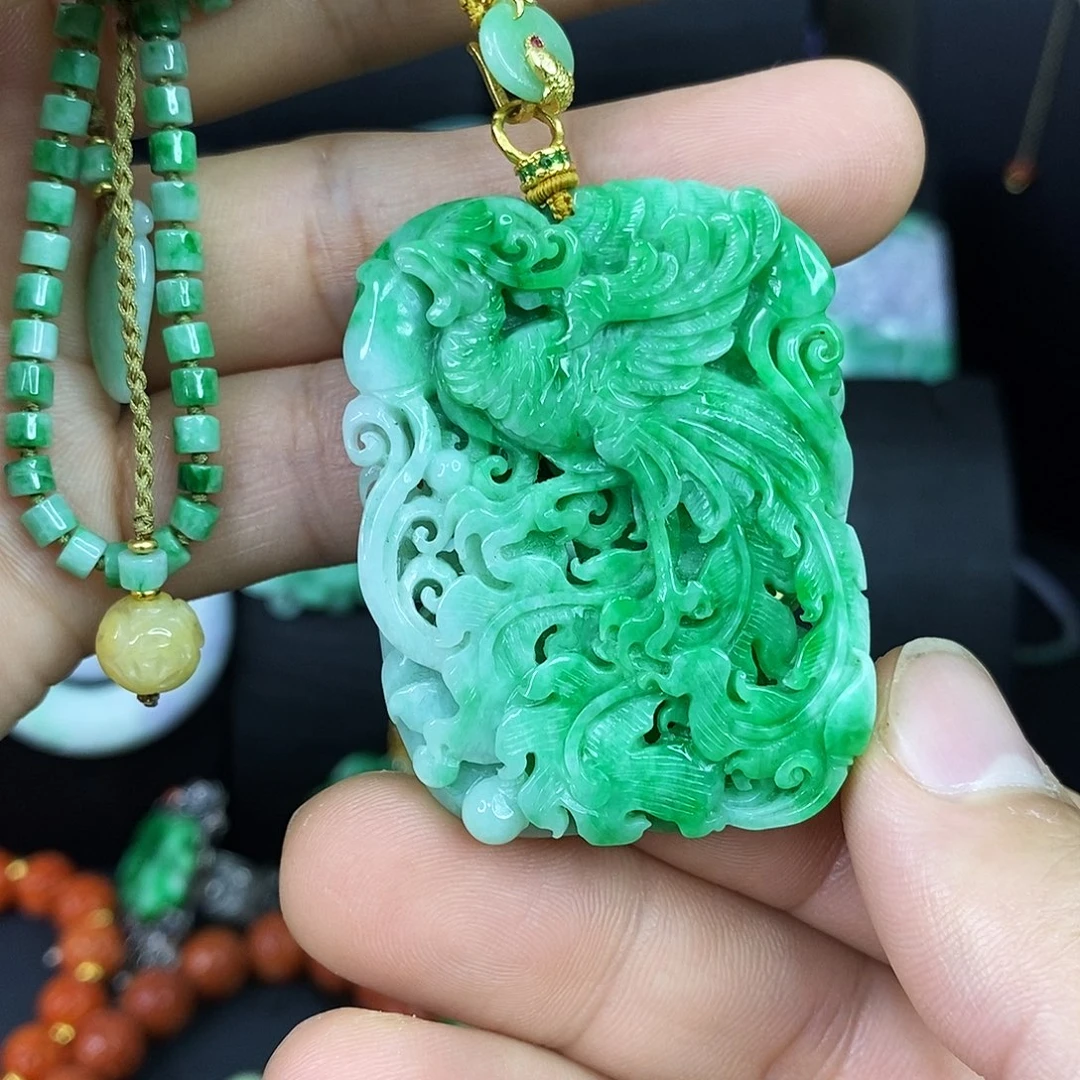 颈饰未镶嵌翡翠吊坠