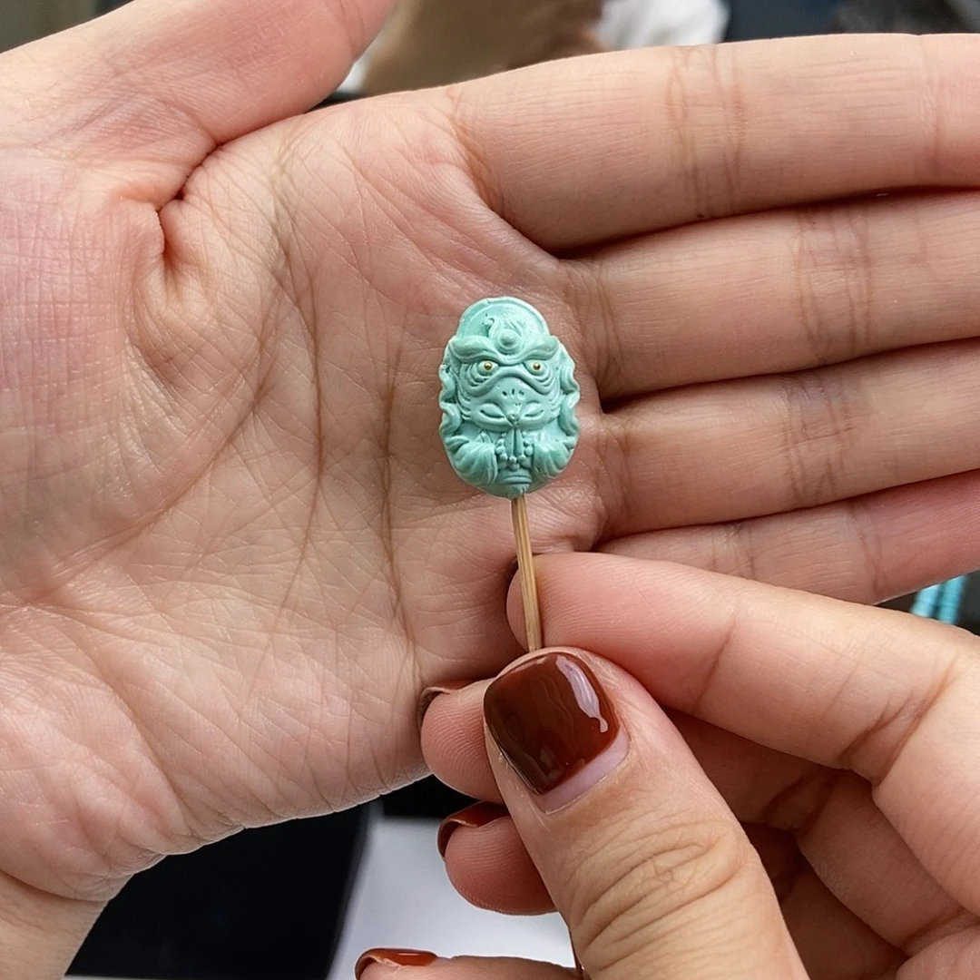 未镶嵌绿松石珠宝奇石