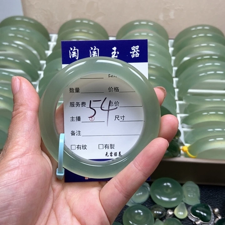 蛇纹石玉未镶嵌手镯Y**p