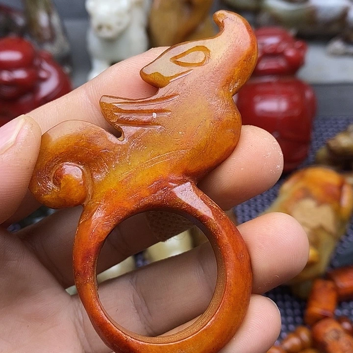 未镶嵌蛇纹石玉颈饰