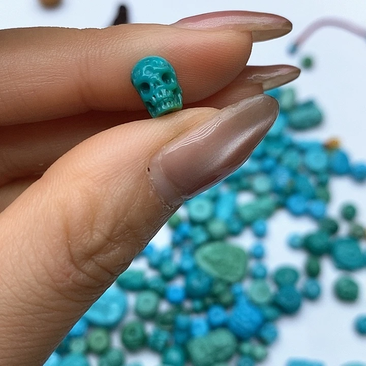 绿松石未镶嵌珠宝奇石