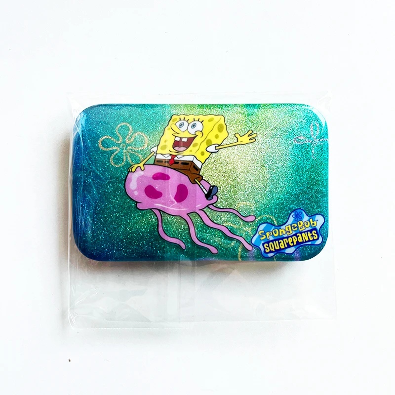 【吧唧】随机IP随机造型蜡笔小新海绵宝宝吧唧徽章1个