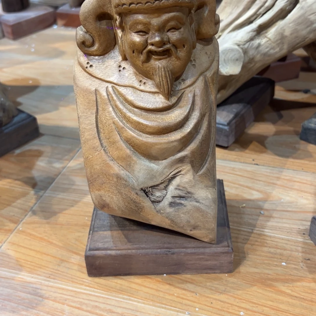 金丝楠威****拉金丝楠木。