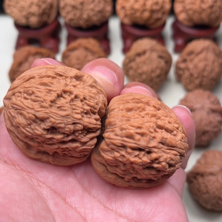 F***m核桃南疆石文玩核桃