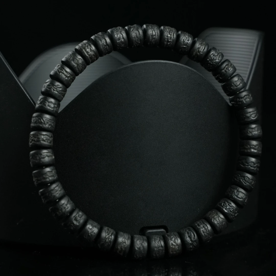 4*7嘎片乌木手串