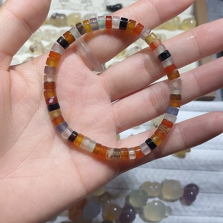 玛瑙/玉髓合金颈饰