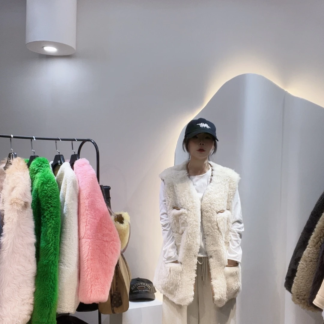 。***了真皮皮毛一体外套马甲034