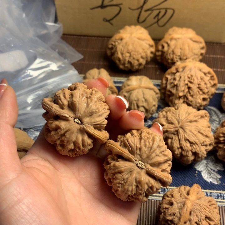 吊坠文玩核桃葫*粗筋
