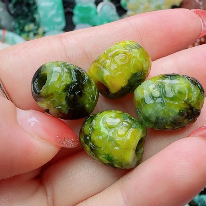 翡翠未镶嵌颈饰天然A货358