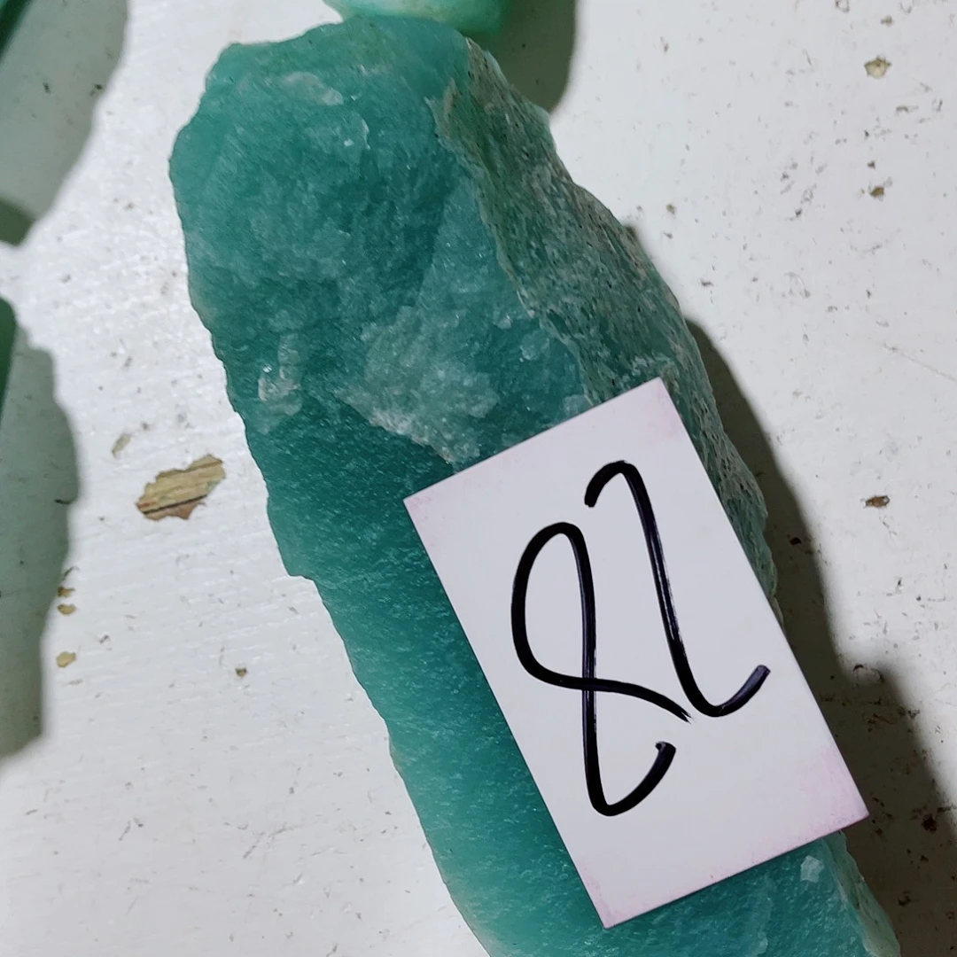 晚***过未镶嵌蛇纹石玉原石