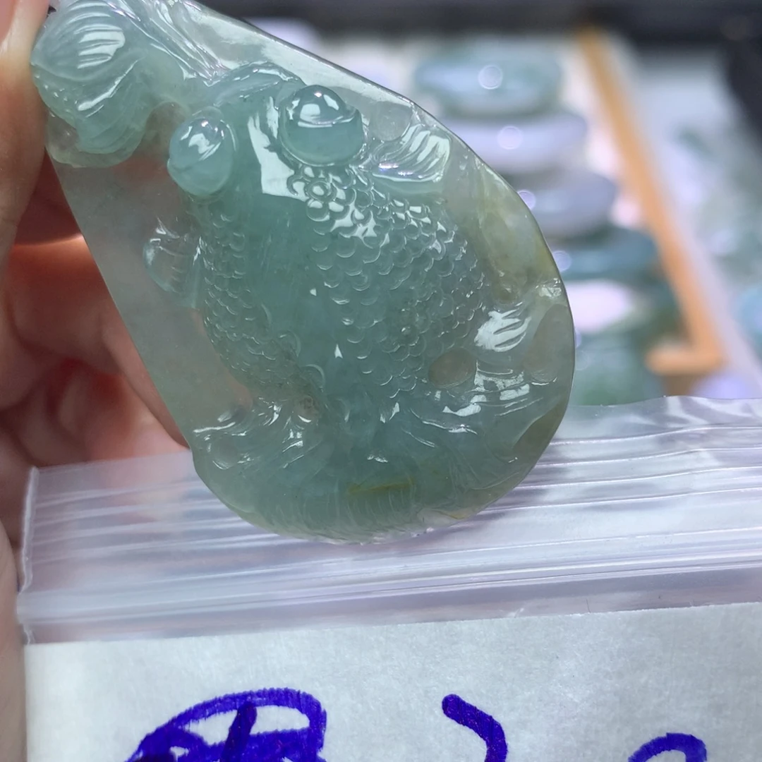 未镶嵌定制翡翠鱼