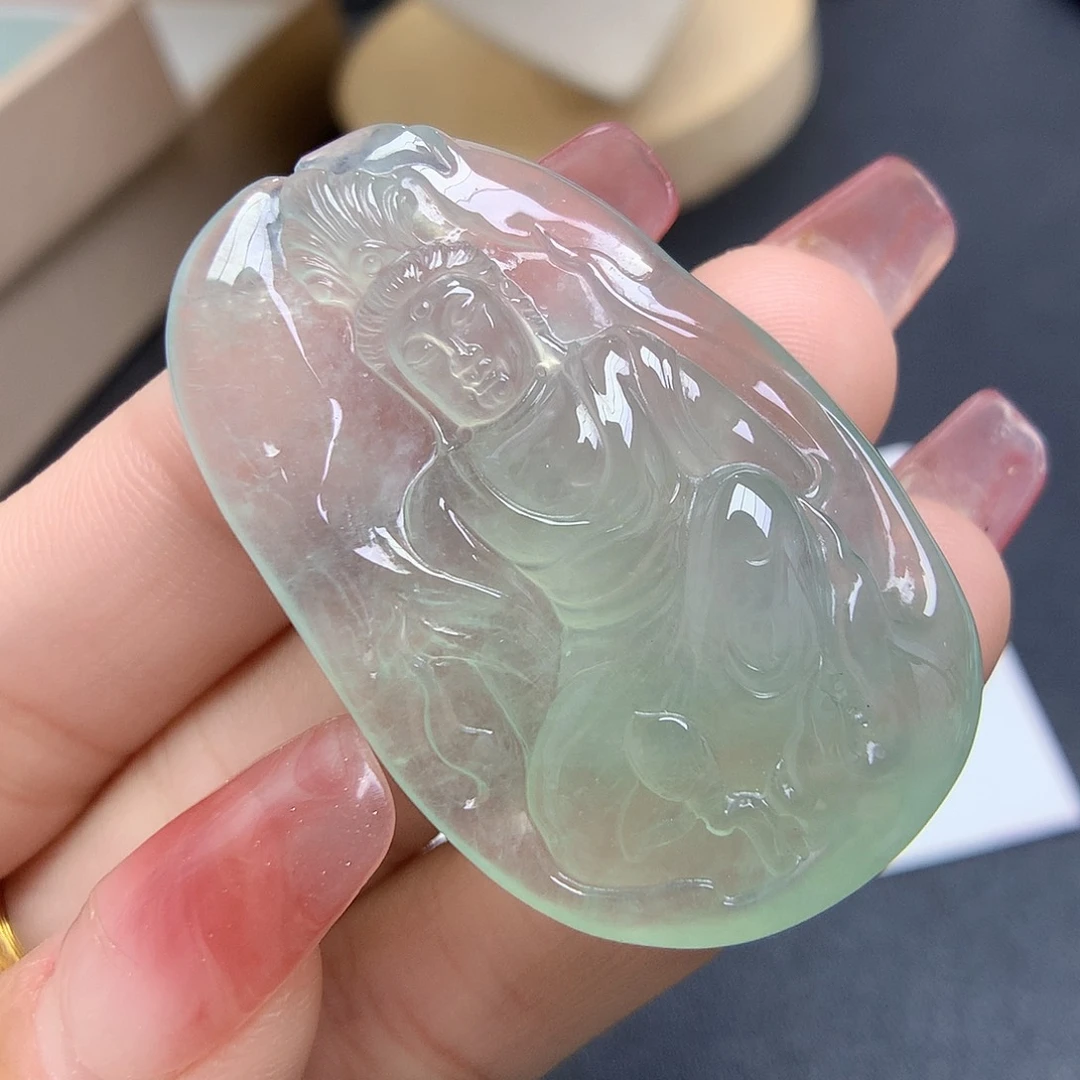 翡翠颈饰未镶嵌自在观音